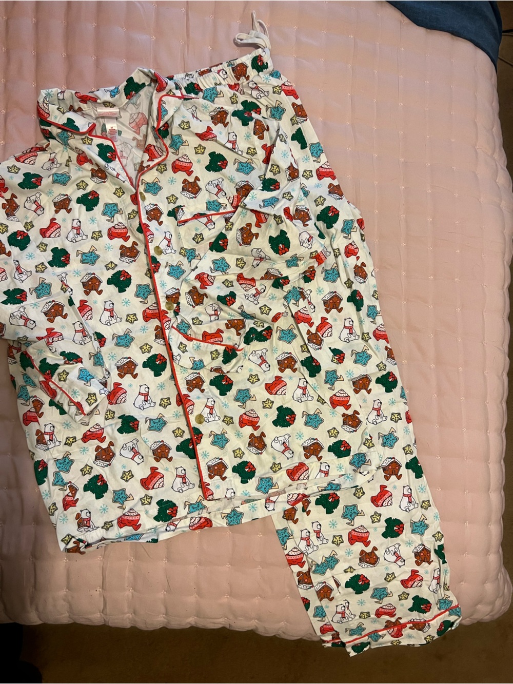 Wondershop White Holiday Pajama Set with Red and Green Accents